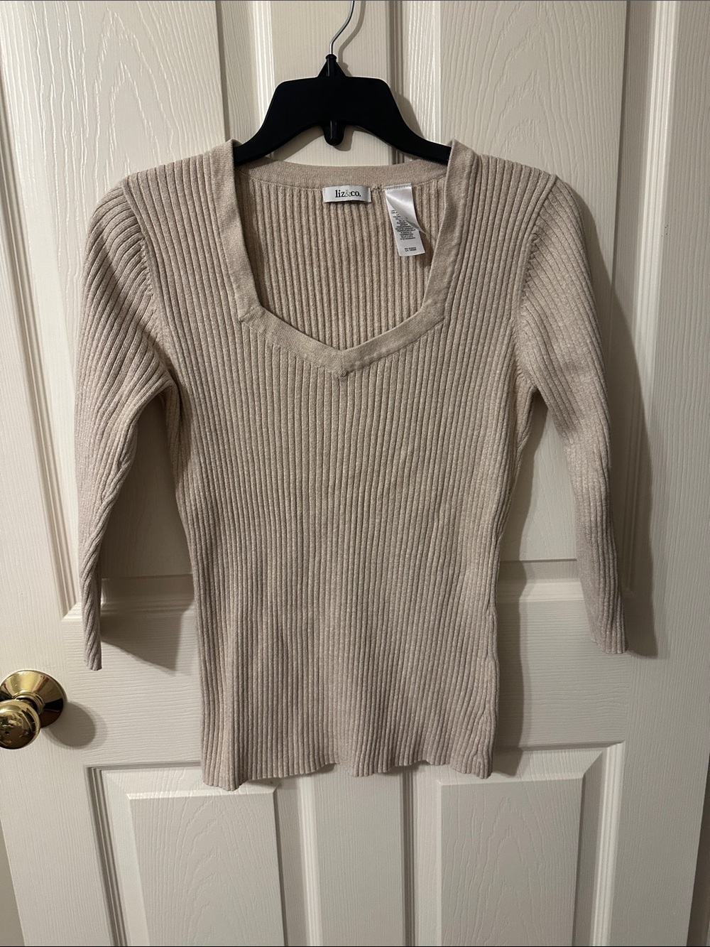 Liz & Co sweater top